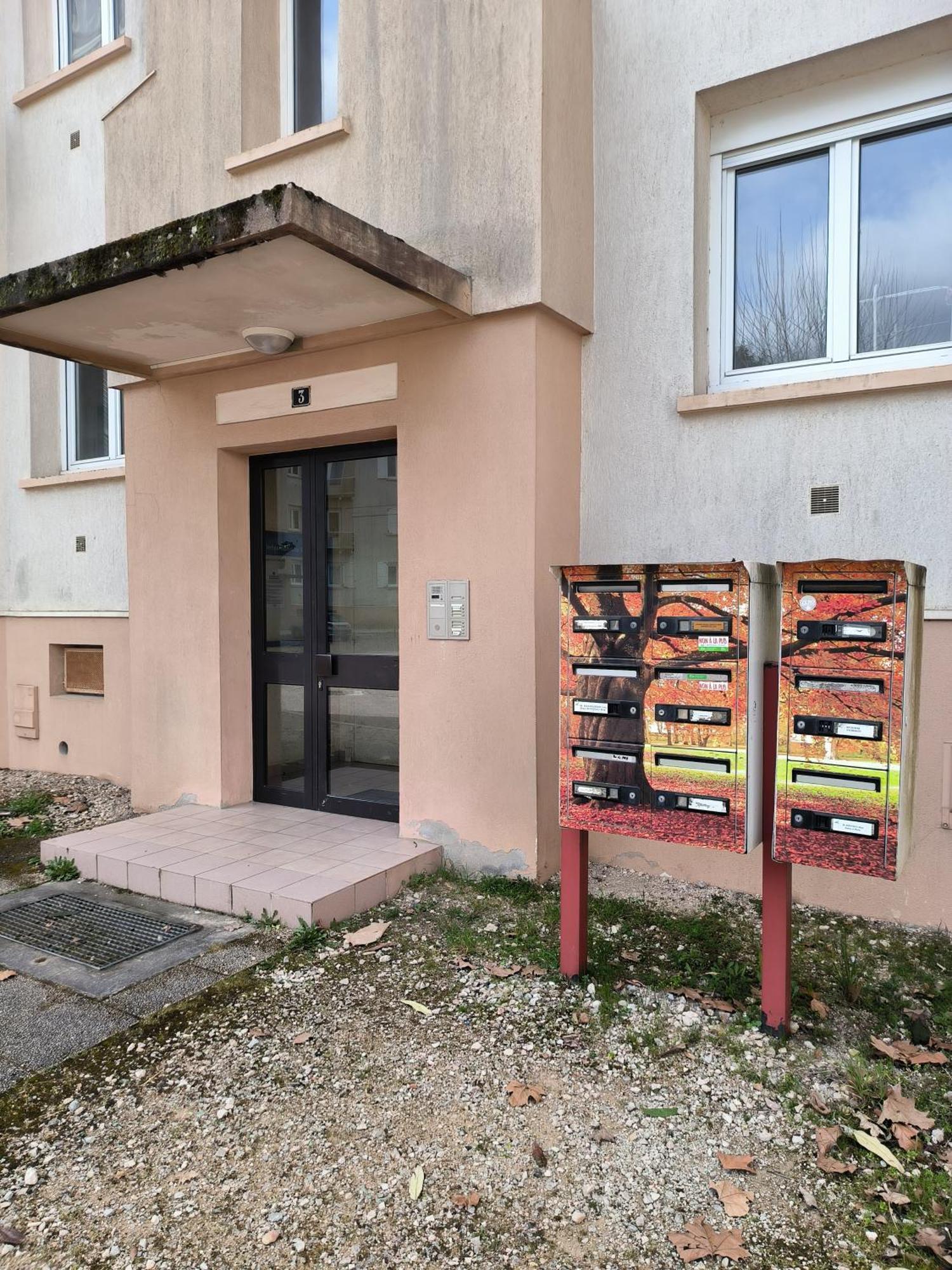 "Le Marmuzot" - Confort - Calme - Parking Free Apartment Дижон Екстериор снимка